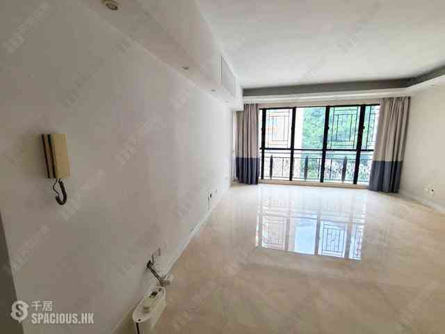 Mid Levels Central - Clovelly Court 01