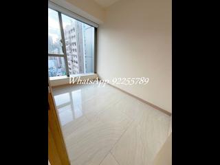 Sai Ying Pun - King's Hill 06