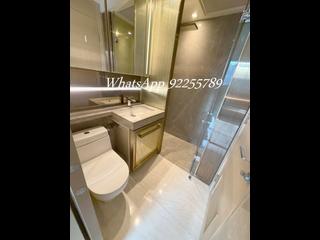 Sai Ying Pun - King's Hill 07