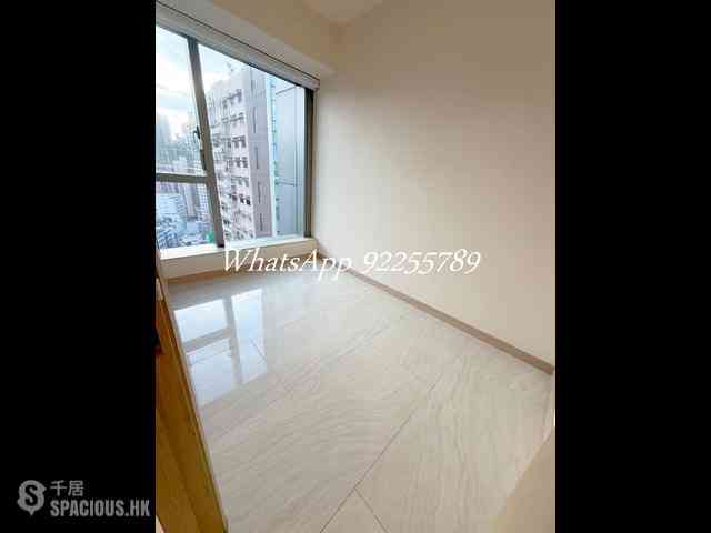 Sai Ying Pun - King's Hill 06