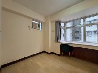 Sai Ying Pun - Yue Sun Mansion Block 1 02