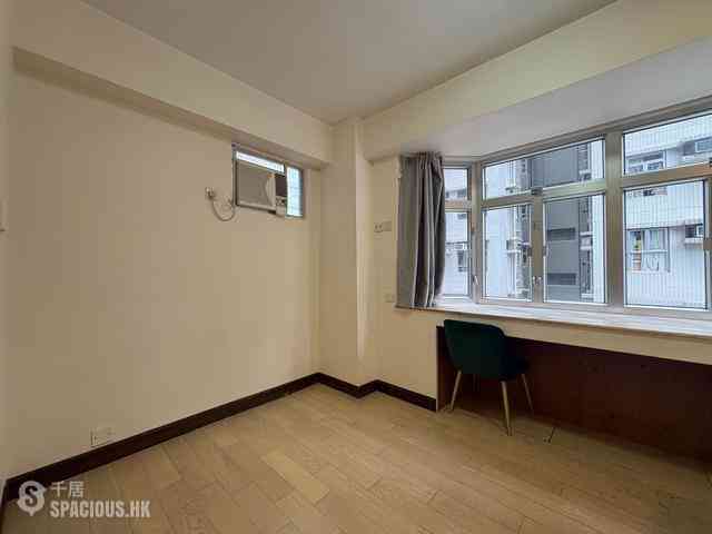 Sai Ying Pun - Yue Sun Mansion Block 1 02