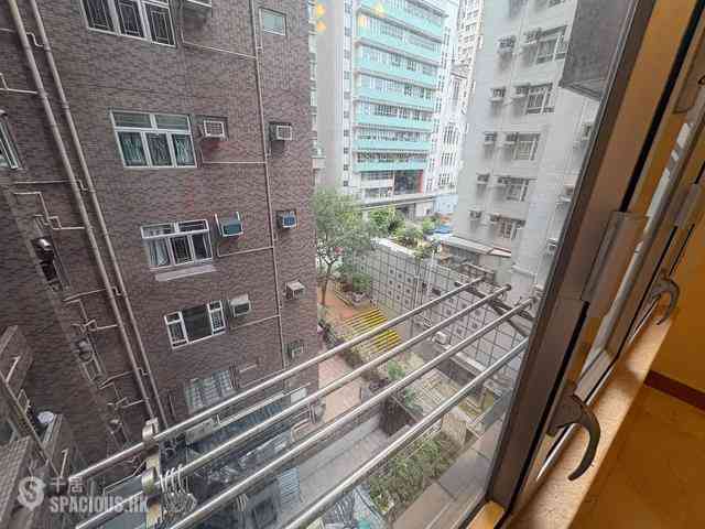 Sai Ying Pun - Yue Sun Mansion Block 1 05