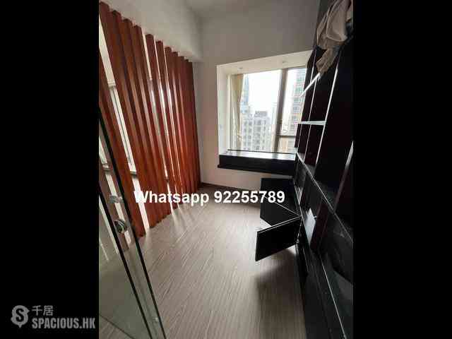 Sai Ying Pun - Island Crest 07
