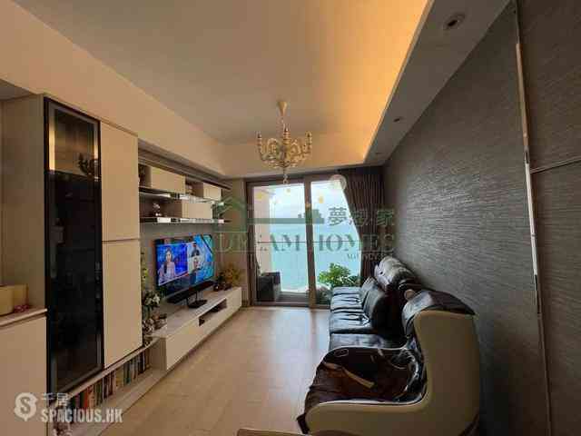 Kennedy Town - Cadogan 01