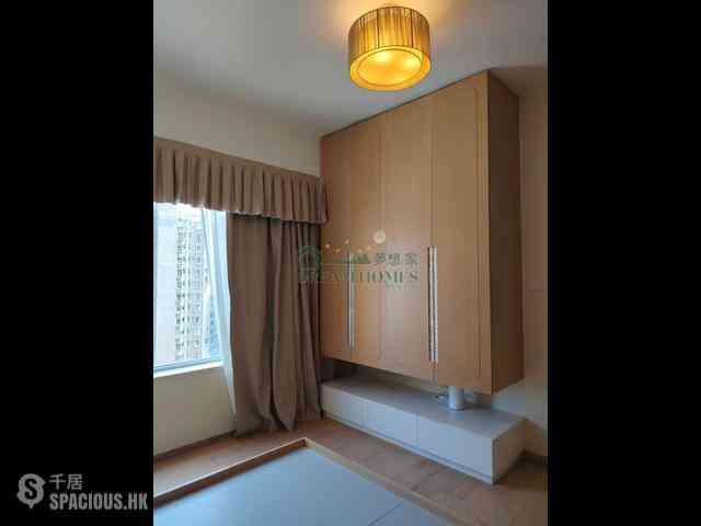 Sai Ying Pun - The Summa 04