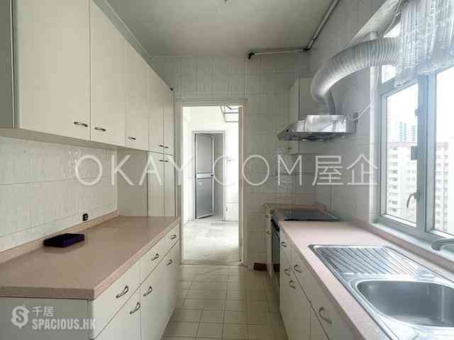 Pok Fu Lam - Scenic Villas 18