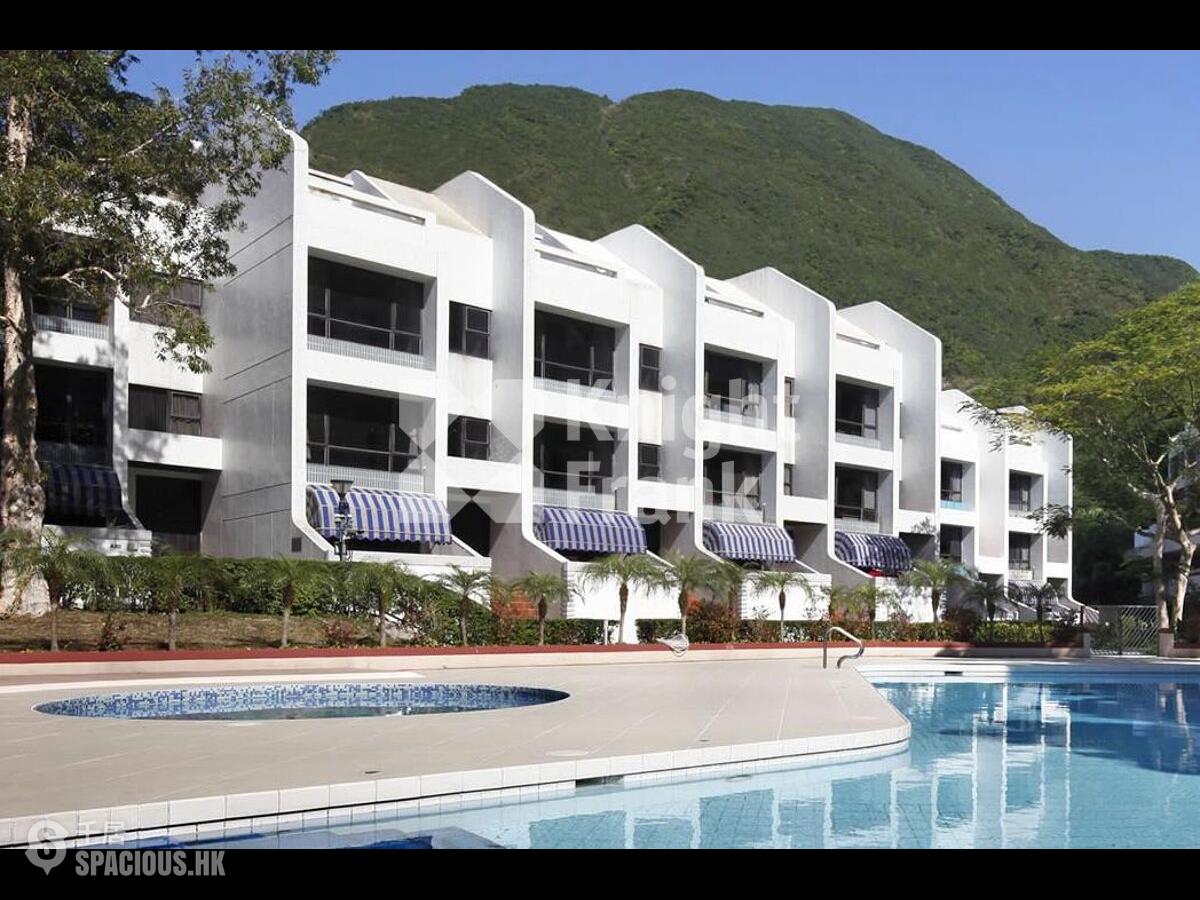 Repulse Bay - Burnside Estate 01
