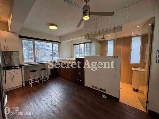 Sheung Wan - Tai Wing House 03