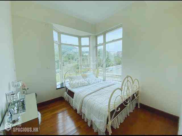 The Peak - The Mount Austin 09