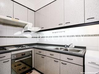 Mid Levels Central - Hillsborough Court 06