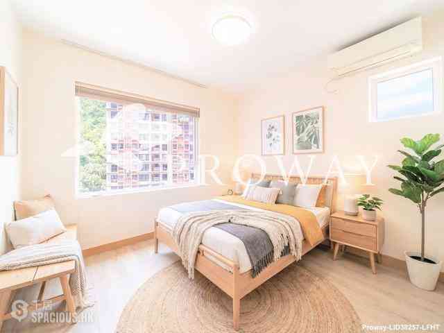 Mid Levels Central - Merry Court 08