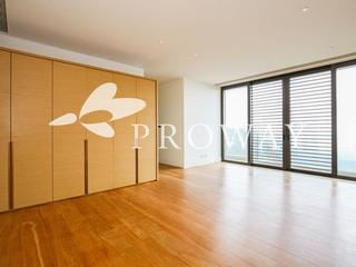 The Peak - 7-15 Mount Kellett Road 05