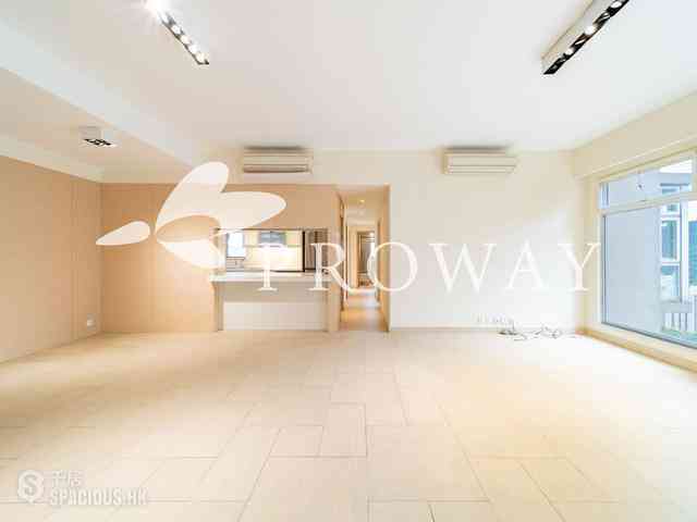 Tai Wai - Royal Forest Block 1 03