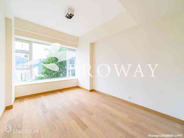 Tai Wai - Royal Forest Block 1 08