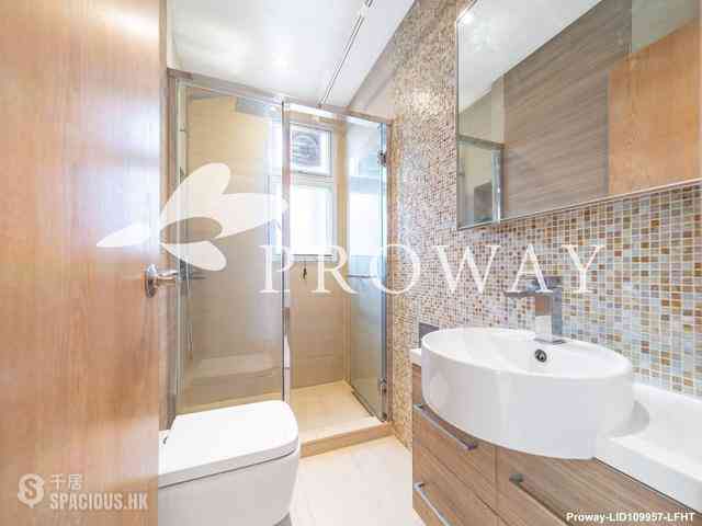 Tai Wai - Royal Forest Block 1 11