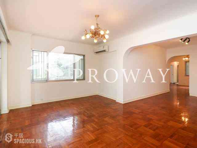 Mid Levels Central - Grand House 01