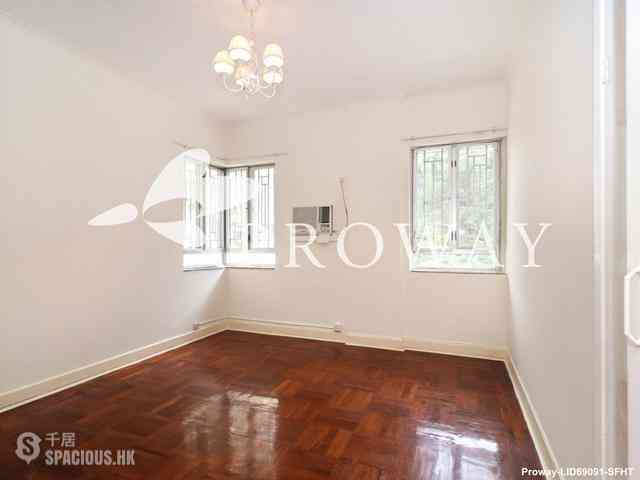 Mid Levels Central - Grand House 08