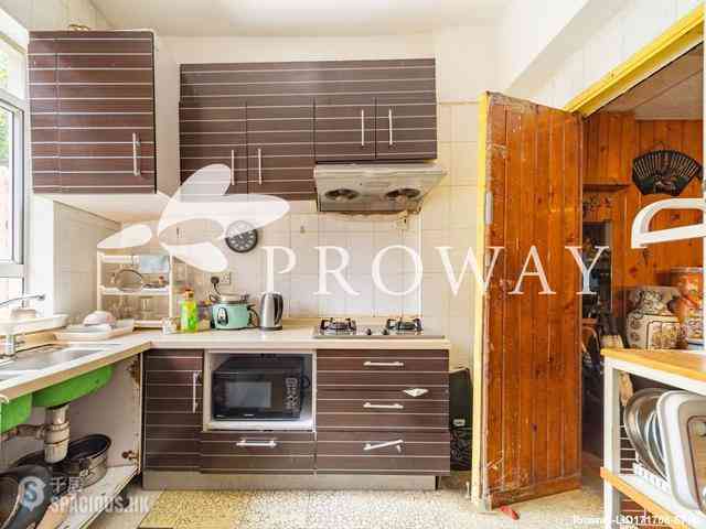 Shek Tong Tsui - Hillview Garden 10