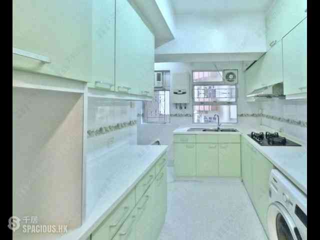 Mid Levels West - Realty Gardens Vienna Court (Block 5) 03