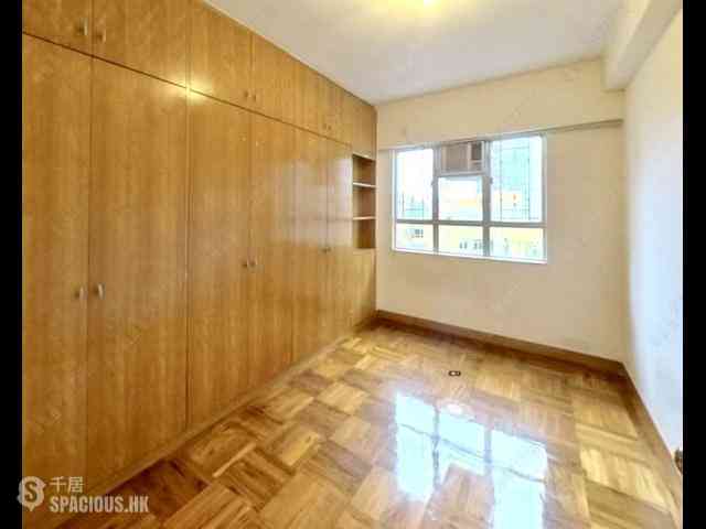 Mid Levels West - Realty Gardens Vienna Court (Block 5) 05