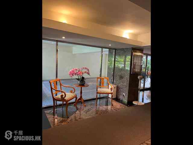Mid Levels Central - Pine Court 07