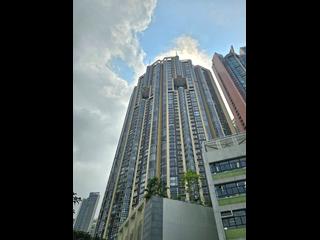 Mid Levels Central - Queen's Garden 02