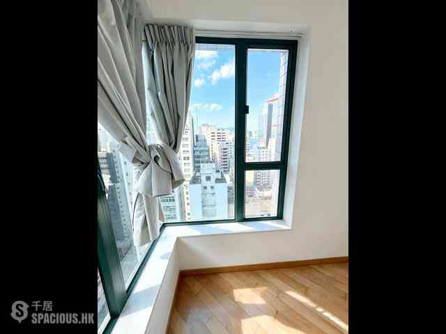 Sheung Wan - Medal Court 03