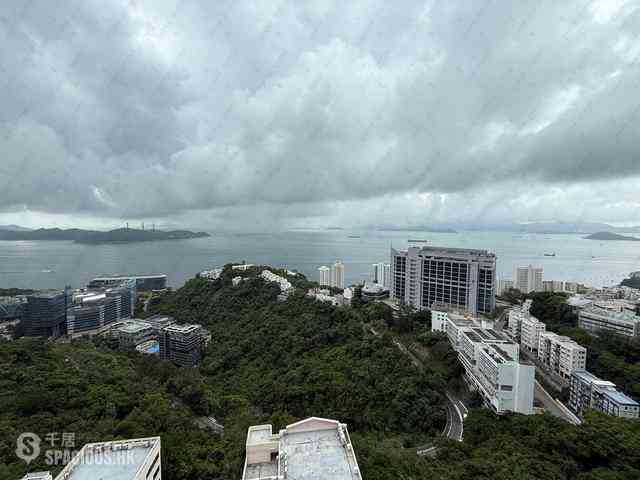 Pok Fu Lam - Radcliffe 05