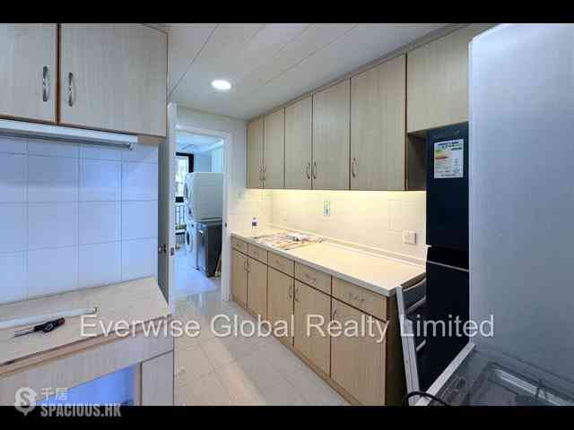 Repulse Bay - South Bay Towers 12