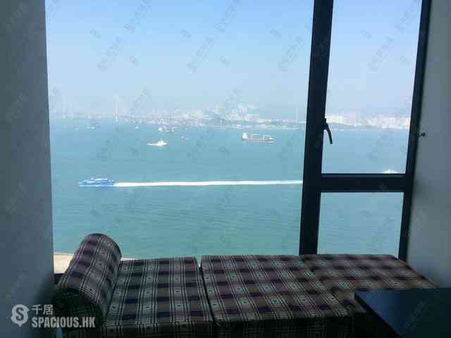 Shek Tong Tsui - Harbour One 04