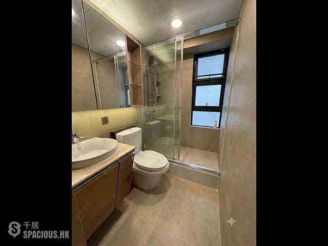 Mid Levels Central - Robinson Heights Block 3 05