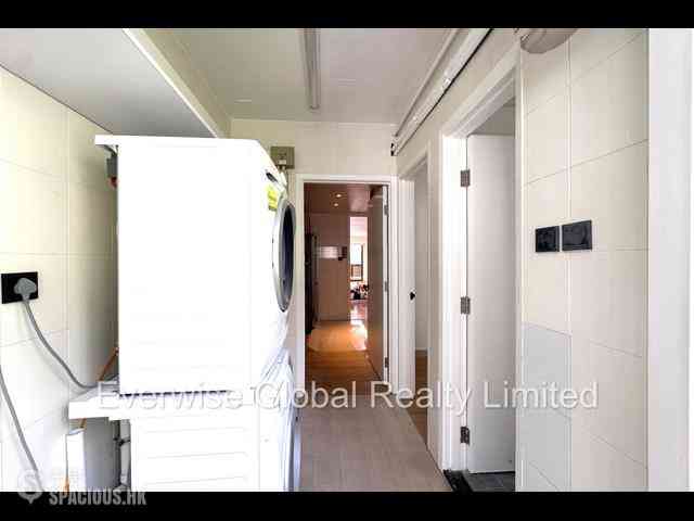 Repulse Bay - South Bay Towers 14