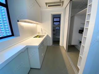 West Kowloon - The Arch Sky Tower (Block 1) 06