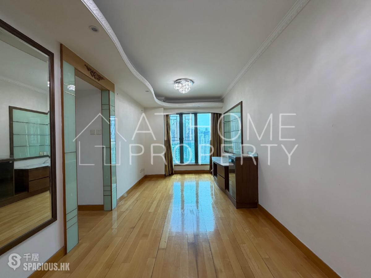 Sheung Wan - Queen's Terrace 01