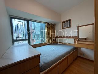 Sheung Wan - Queen's Terrace 05