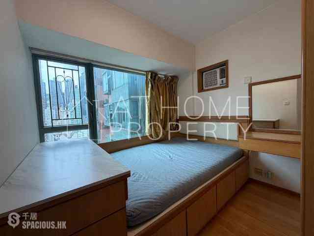 Sheung Wan - Queen's Terrace 05