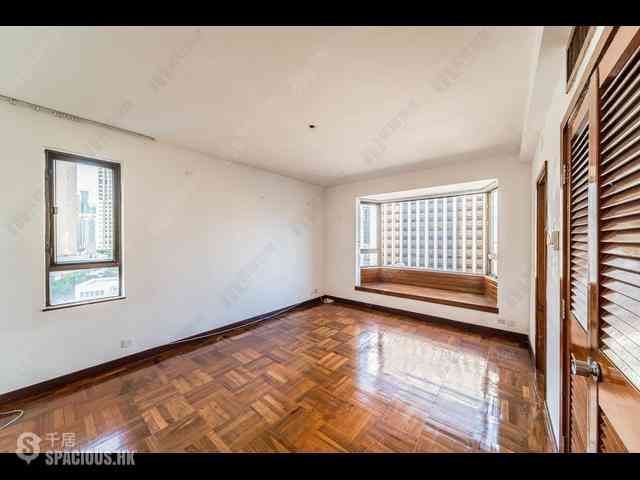 Mid Levels East - Amber Garden 19