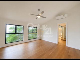 The Peak - Strawberry Hill 07