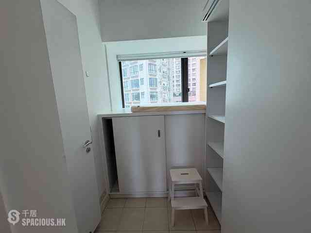 Mid Levels Central - 11, Macdonnell Road 05