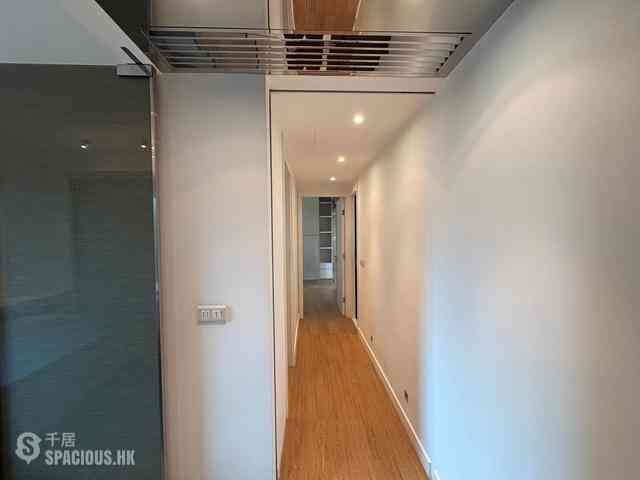 Mid Levels Central - 11, Macdonnell Road 16
