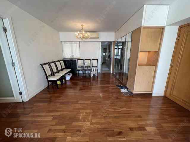 Mid Levels Central - The Grand Panorama Block 4 03