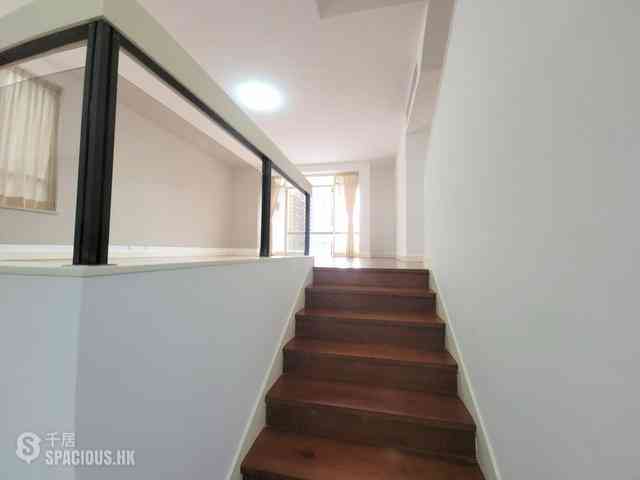 Mid Levels Central - May Tower Block 1 07