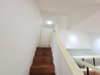 Mid Levels Central - May Tower Block 1 12