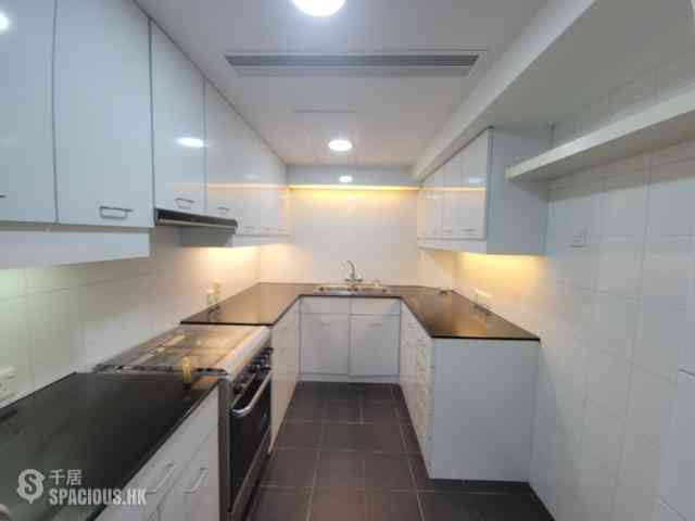 Mid Levels Central - May Tower Block 1 17