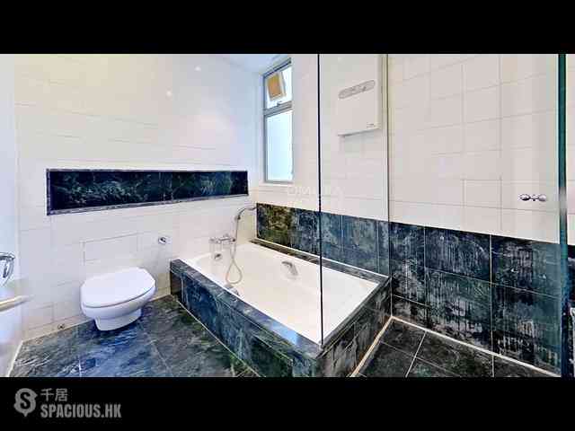 Repulse Bay - The Rozlyn 13