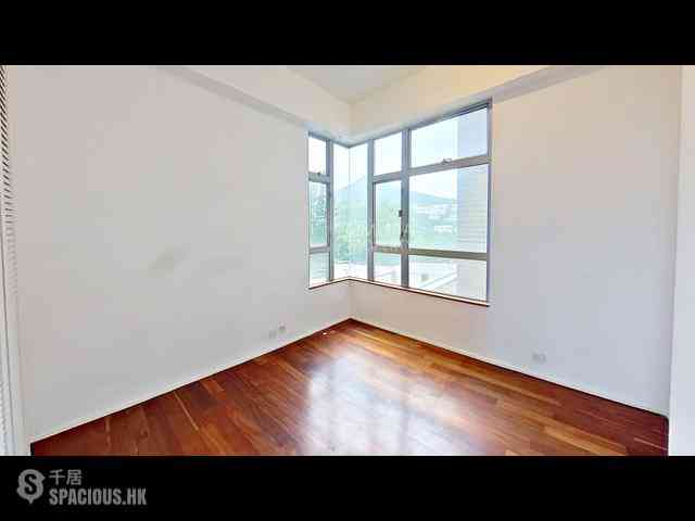 Repulse Bay - The Rozlyn 15