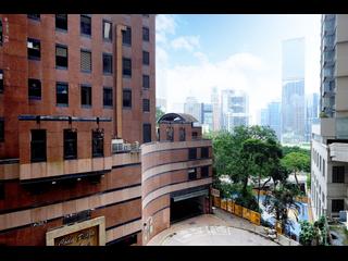 Mid Levels Central - 3, MacDonnell Road 26