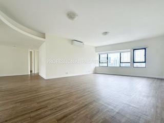 Mid Levels Central - Birchwood Place 03