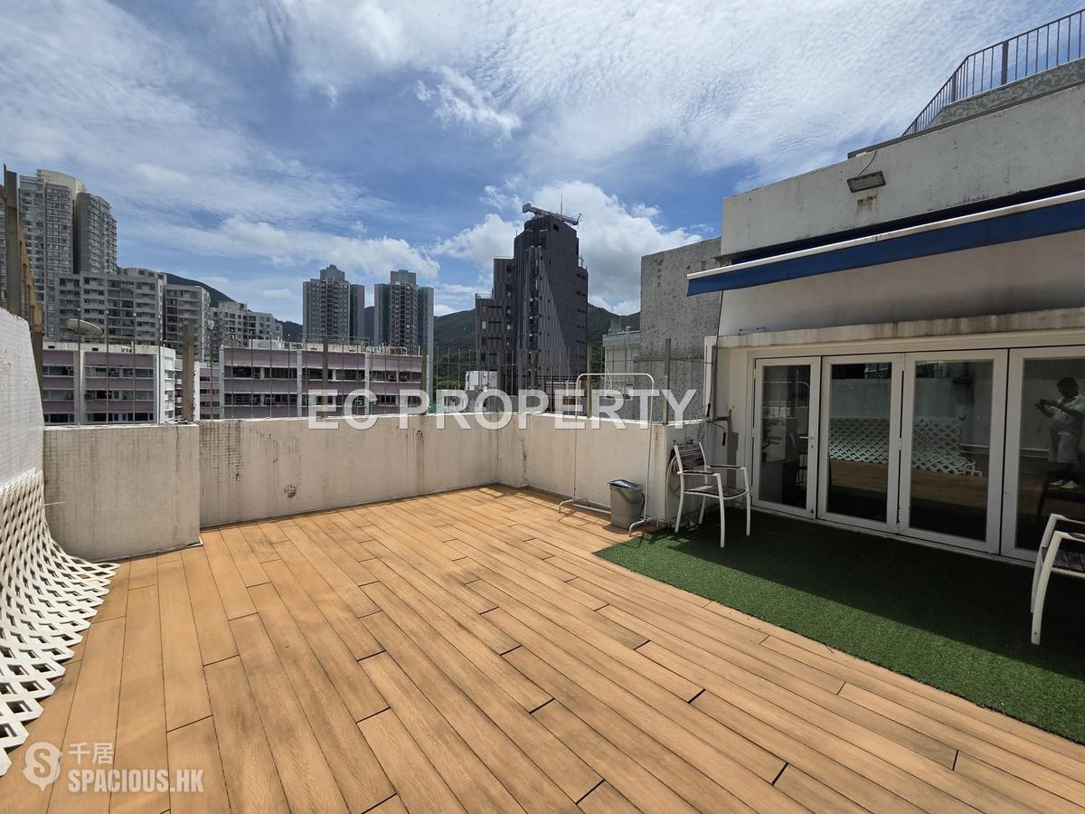 Quarry Bay - Westlands Court 01